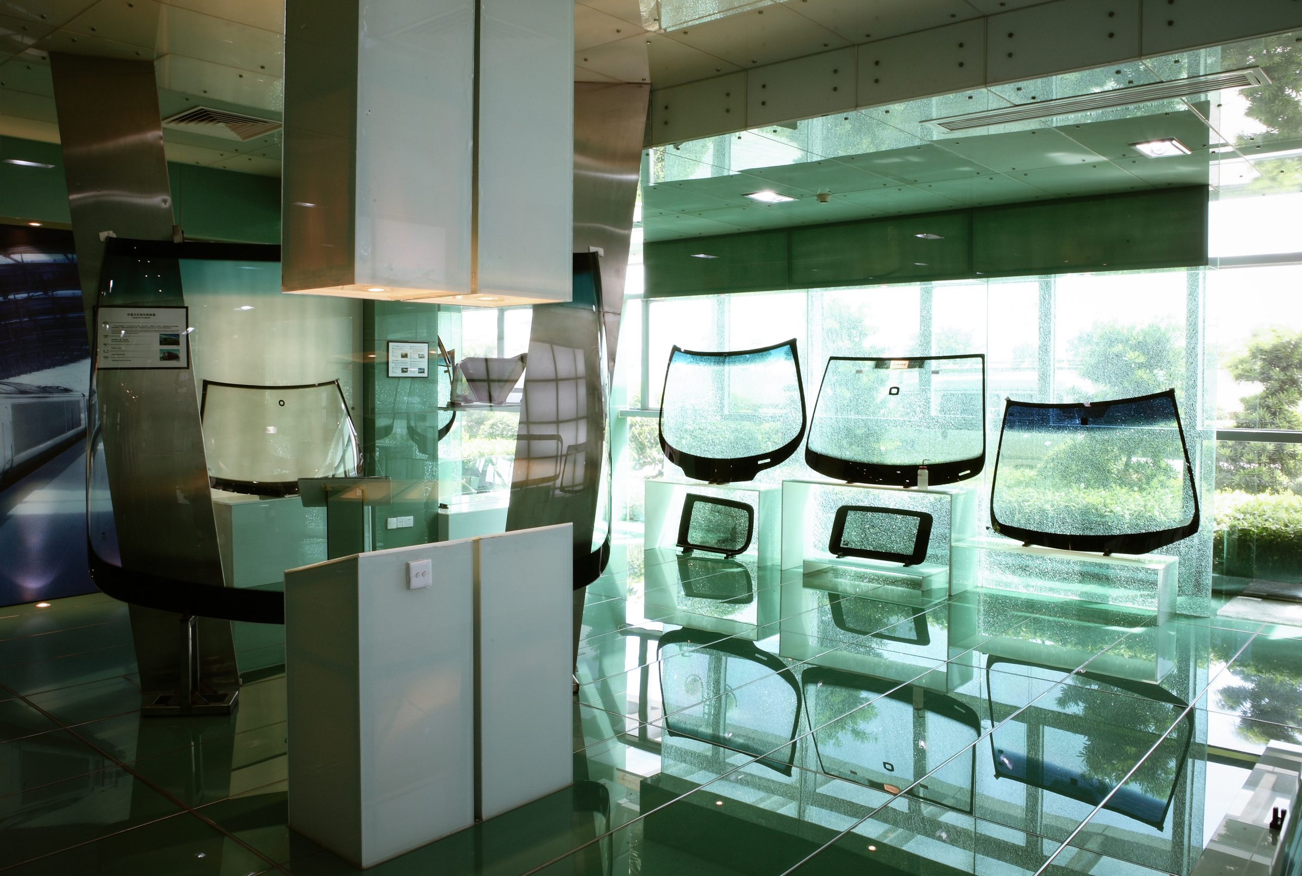 Product Showroom-Enhanced-SR